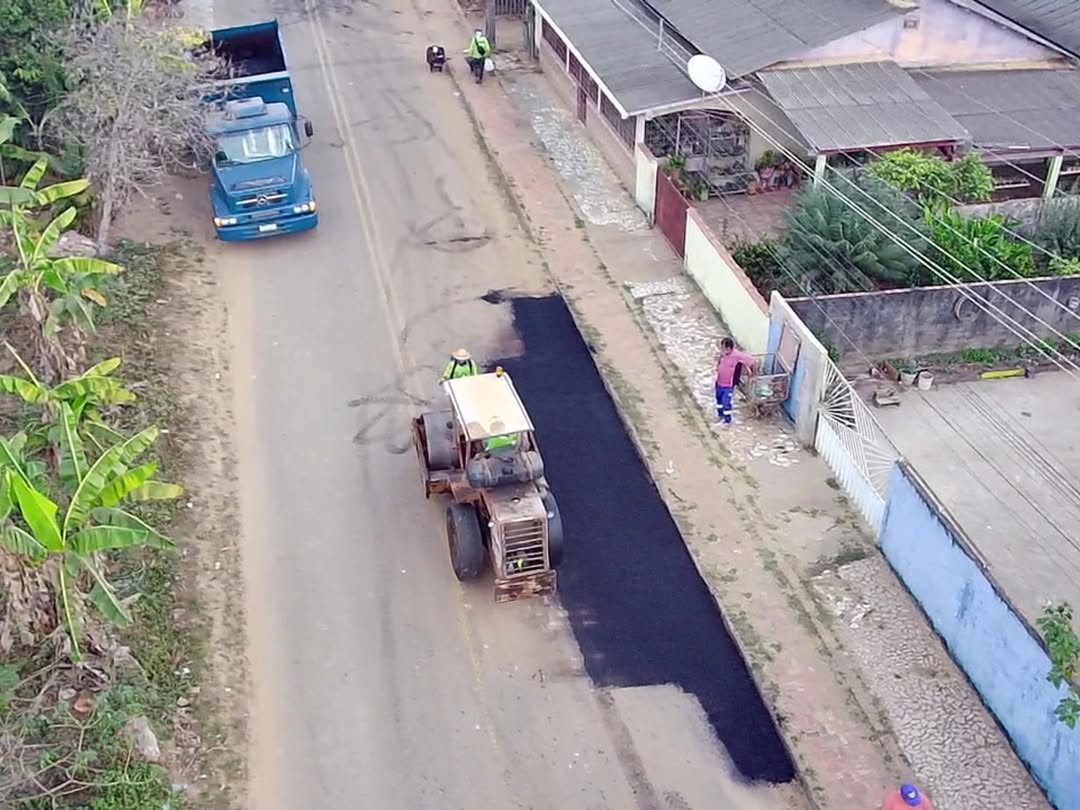 Operação Tapa Buracos Avança em Brasiléia e Melhora Infraestrutura Urbana