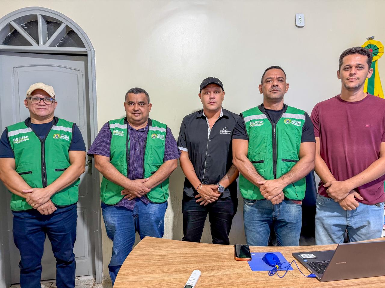 Vice-prefeito de Epitaciolândia Sérgio Mesquita articula ações com a Sejusp para reforçar segurança e ampliar proteção às mulheres