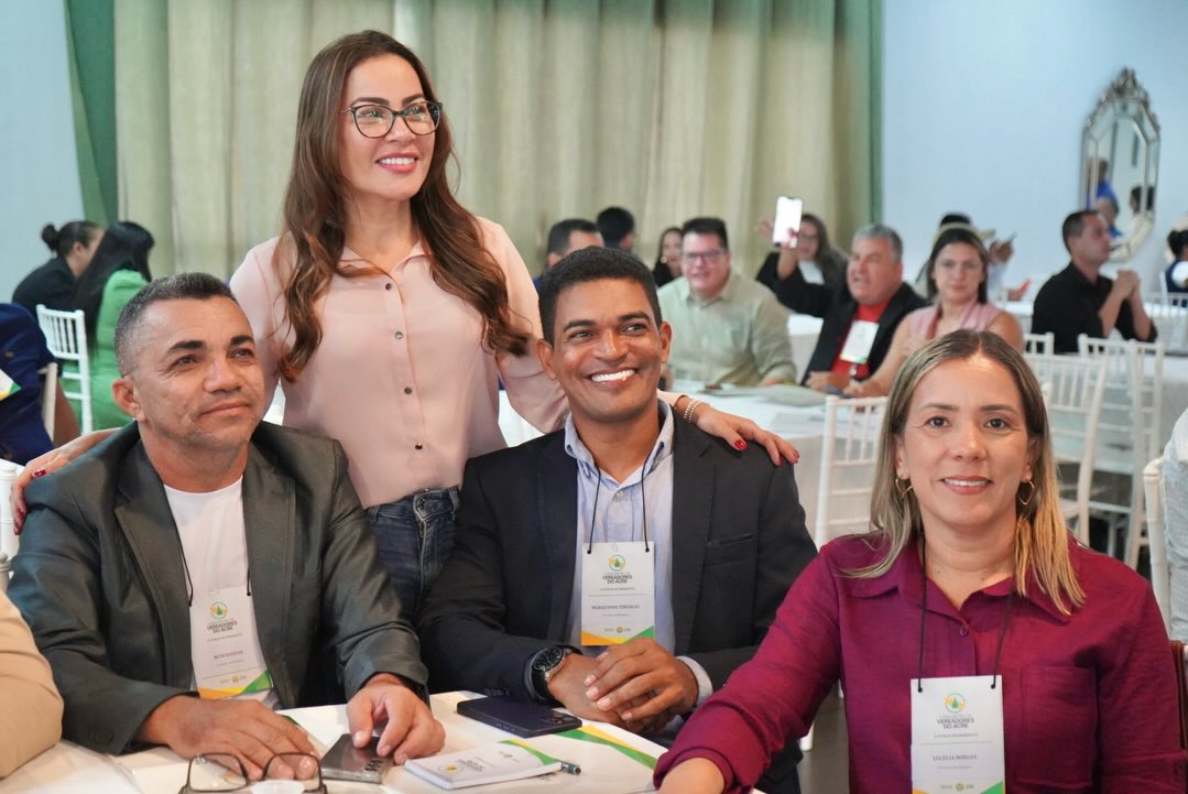 <strong>Fernanda Hassem participa de encontro promovido pela Segov que reuniu parlamentares em Rio Branco</strong>