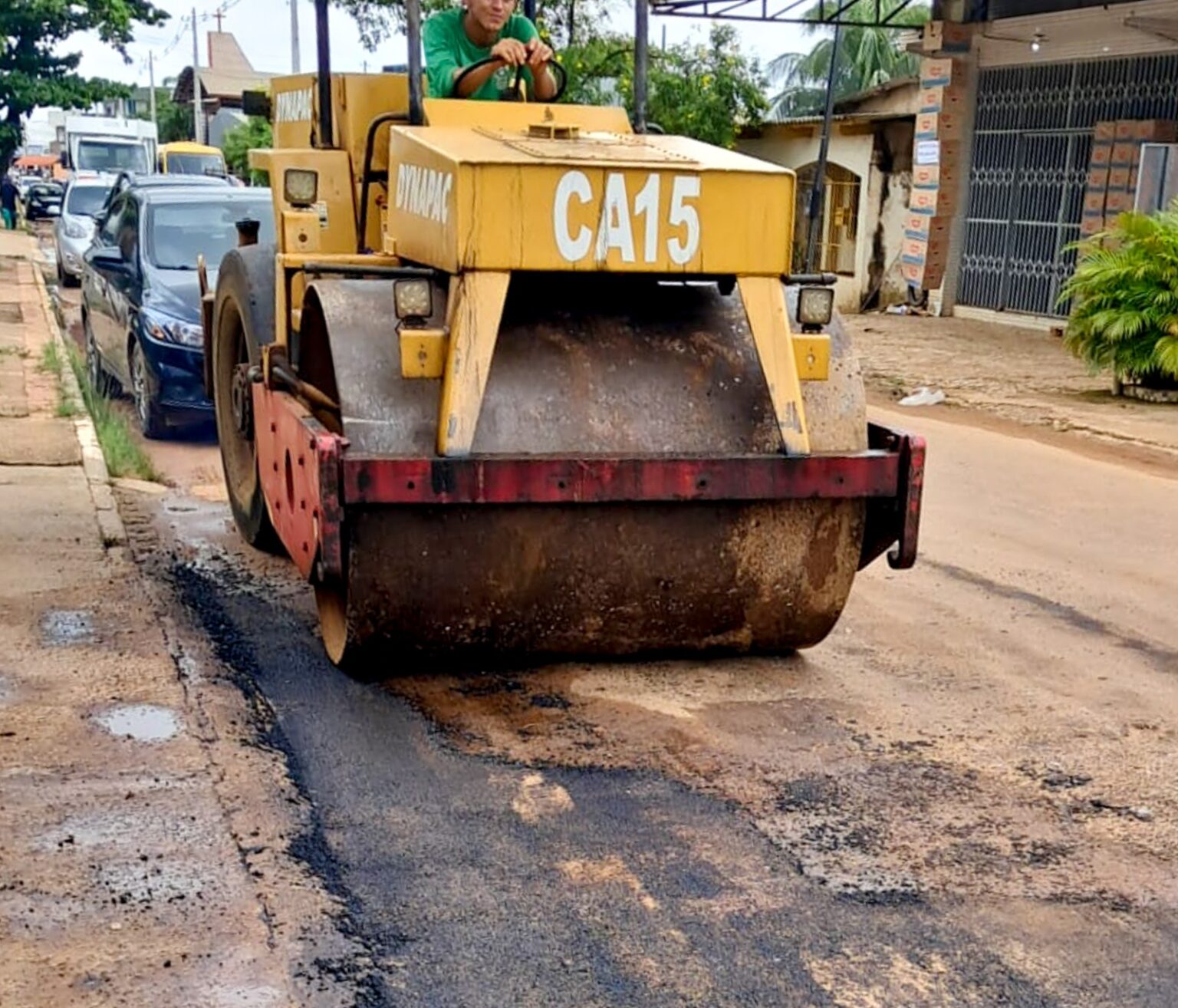 <strong>Prefeitura inicia recuperação de ruas danificadas em Epitaciolândia</strong>