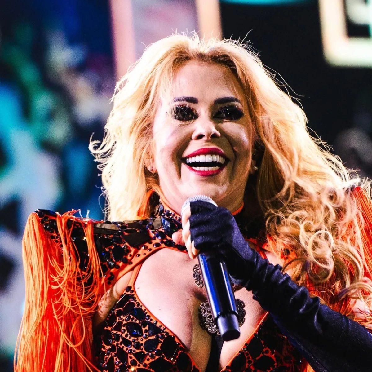 Excursão organizada leva fãs de Rio Branco para show de Joelma no XIII Circuito Country de Epitaciolândia no dia 01 de Maio.
