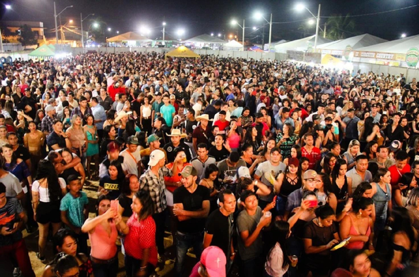 <strong>Contagem regressiva: Epitaciolândia se prepara para grande festa de aniversário com cavalgada, rodeio e shows nacionais</strong>