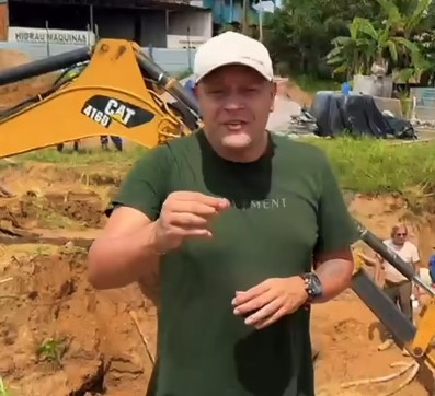 VÍDEO: Prefeito Sérgio Mesquita acompanha avanço de obra da nova ponte e destaca importância para integração regional
