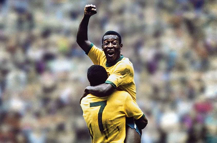 Pelé: o gênio que o tempo não conseguiu superar