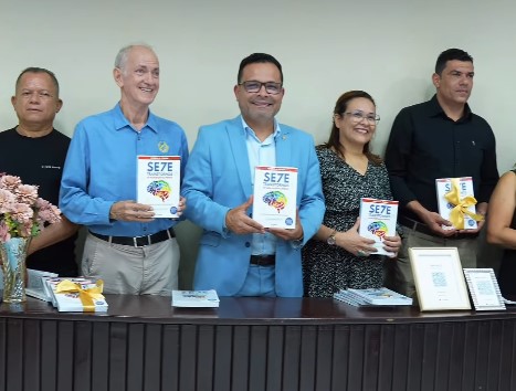<strong>Tadeu Hassem prestigia lançamento de livro sobre TEA em Capixaba e destina R$ 100 mil ao CAPS do município</strong>
