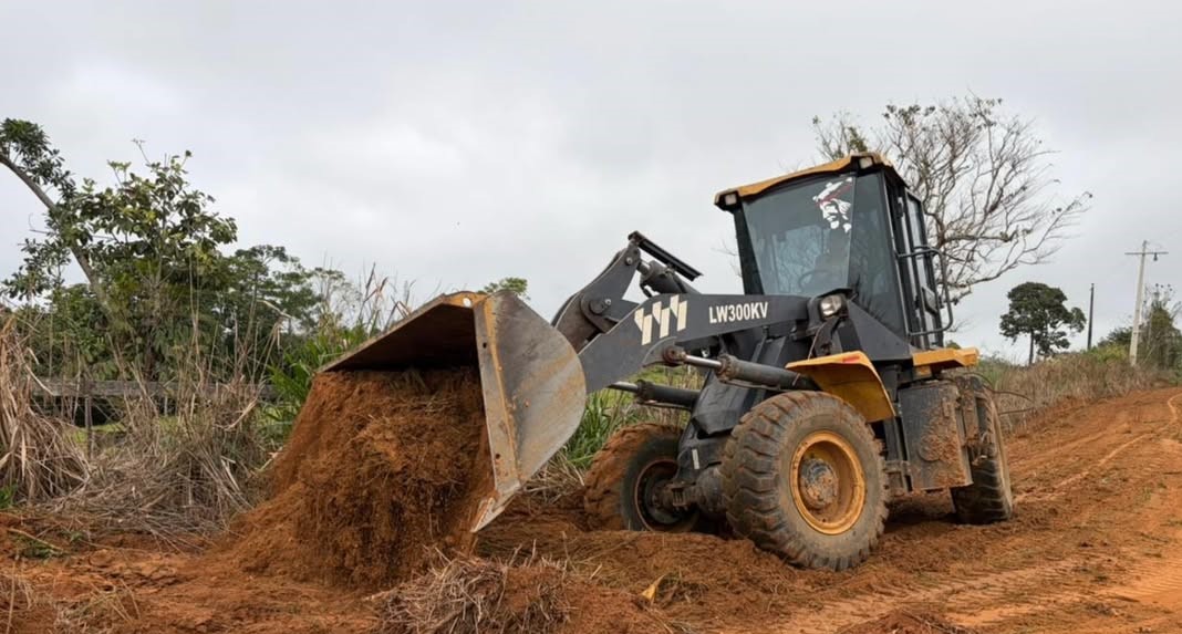 Prefeitura de Brasiléia inicia melhorias no Ramal da Aurora e reforça apoio às comunidades rurais