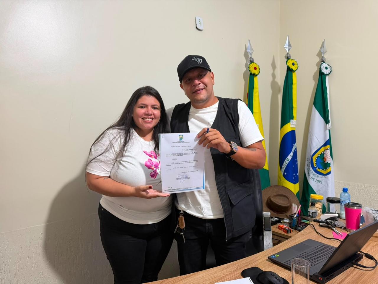 Raielly Lima assume Secretaria da Mulher em Epitaciolândia