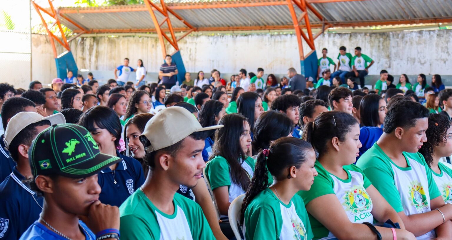 Escolas Kairala José Kairala e Graça Rocha recebem Senac na Comunidade com serviços, integração e diversão em Brasiléia
