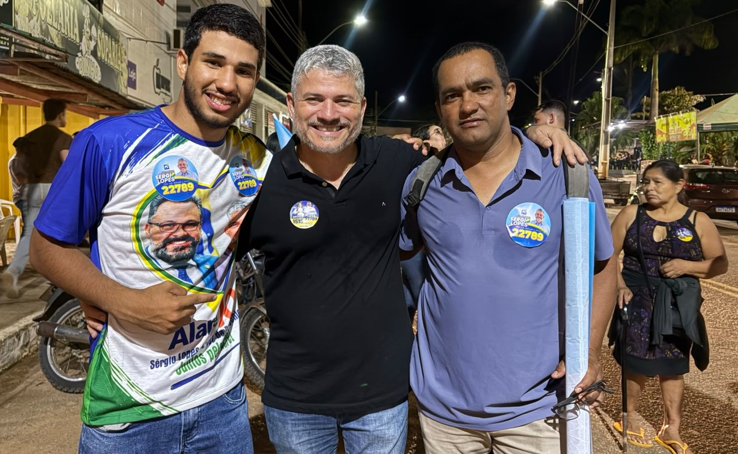 Sérgio Lopes abre campanha com bandeiraço e reúne centenas de apoiadores em Epitaciolândia