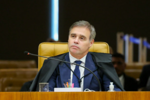 André Mendonça levanta sigilo de 39 processos em tramitação no Supremo