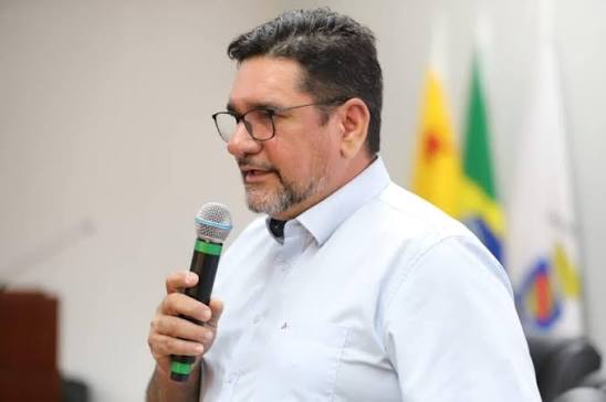 SEE contesta vídeo sobre carne em escola de Cruzeiro do Sul e diretor registra boletim de ocorrência
