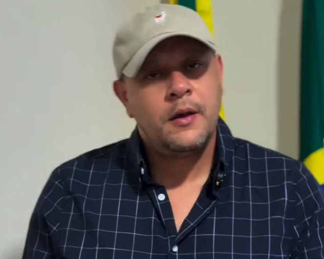 <strong>Prefeito Sérgio Mesquita presta homenagem aos servidores públicos de Epitaciolândia pelo seu dia</strong>