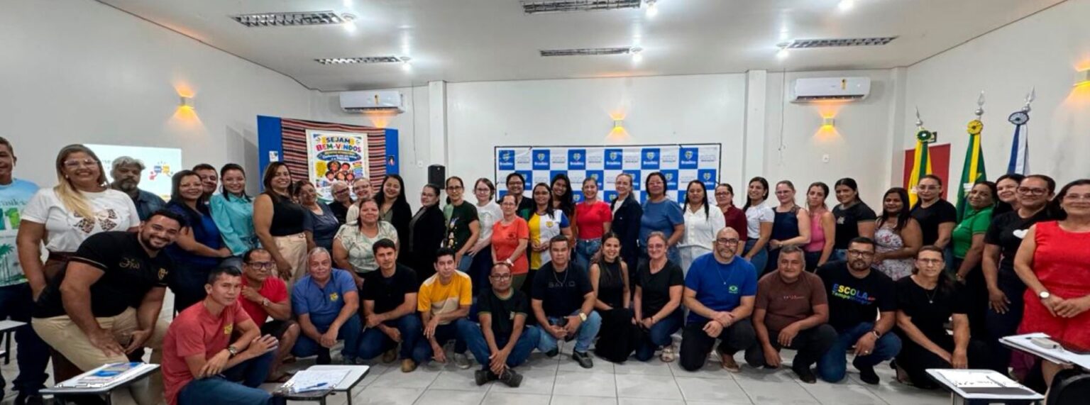 Prefeitura de Brasiléia promove capacitação de educadores para fortalecer a equidade e combater o racismo nas escolas
